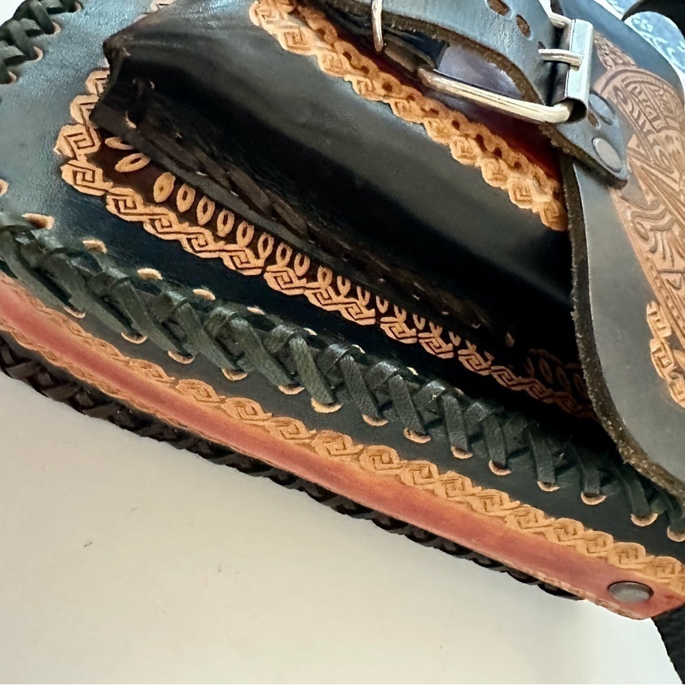 VINTAGE HAND TOOLED LEATHER Purse Bag Mexico Crossbody Adjustable Brown Boho - Picture 16 of 16